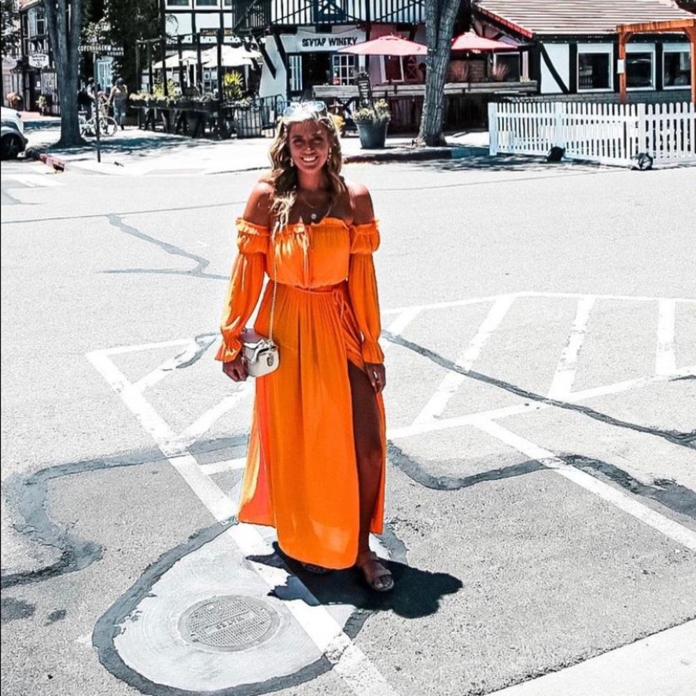 Shoulder-less floor length dress in Pink